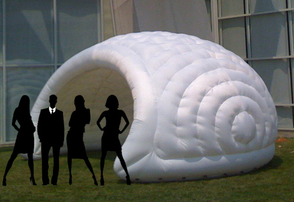 Tente gonflable publicitaire événementielle à la forme Igloo